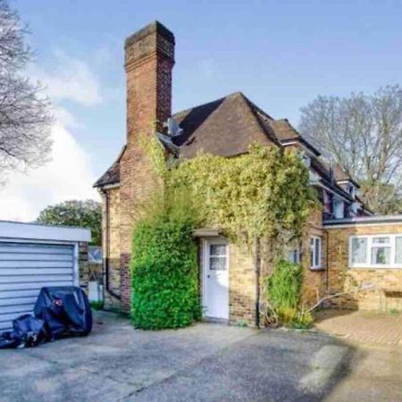 Lovely Cottage In The Heart Of Shirley- Croydon Ngoại thất bức ảnh