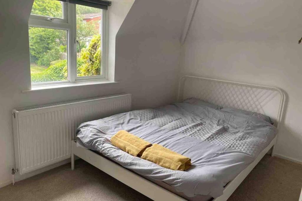 Lovely Cottage In The Heart Of Shirley- Croydon Ngoại thất bức ảnh